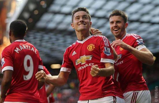 他的眼神中 他的眼神中